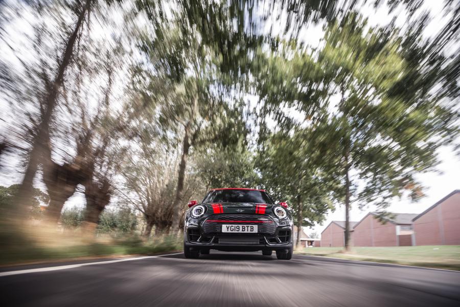 Mini John Cooper Works Clubman (F54) 2019 года  (UK) (фото 20 из 27)
